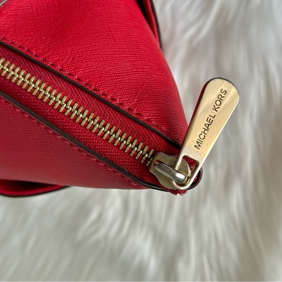 Michael Kors East West Red Leather Top Zip Gold Jet Set Tote - Picture 6 of 10
